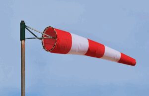 Alerten sobre fort vent al Litoral i Prelitoral Central: Precaució en els desplaçaments i activitats a l’exterior