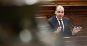 Dalmau replica a Junts que no aturaran el traspàs de Rodalies: “Al revés, l’accelerarem”