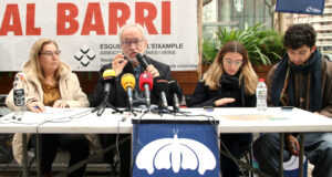 Els veïns de l’Esquerra de l’Eixample xifren en 68 els blocs sencers en mans de fons immobiliaris, 28 més que fa un any