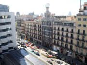 Barcelona Oberta reclama reurbanitzar el carrer Pelai perquè l’eix comercial sigui més verd i “amable”