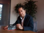 Crónica Global Media amplia la seva col·lecció amb un llibre sobre Mónica García